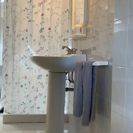 Breve Sosta Проживание в семье Сантия